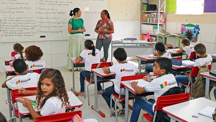 Projeto para incentivar à leitura retorna contação de histórias nas