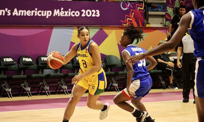 Seleção masculina de basquete vence Porto Rico e passa invicta